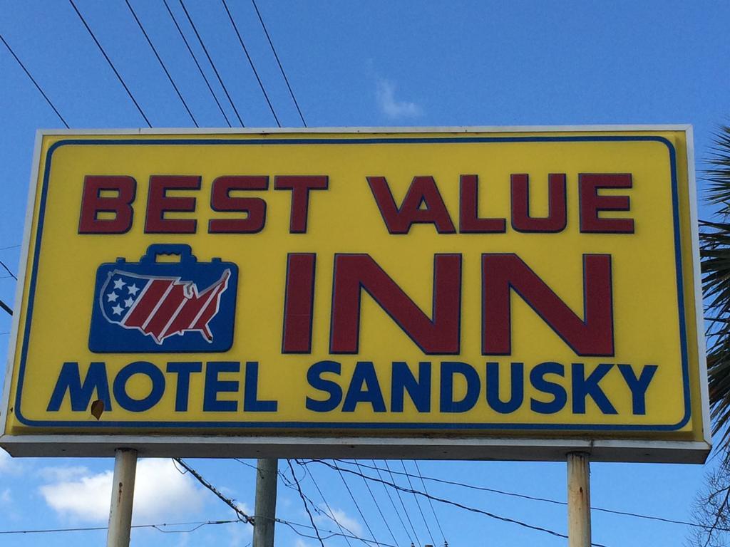Best Value Inn Motel Sandusky マリアーナ エクステリア 写真