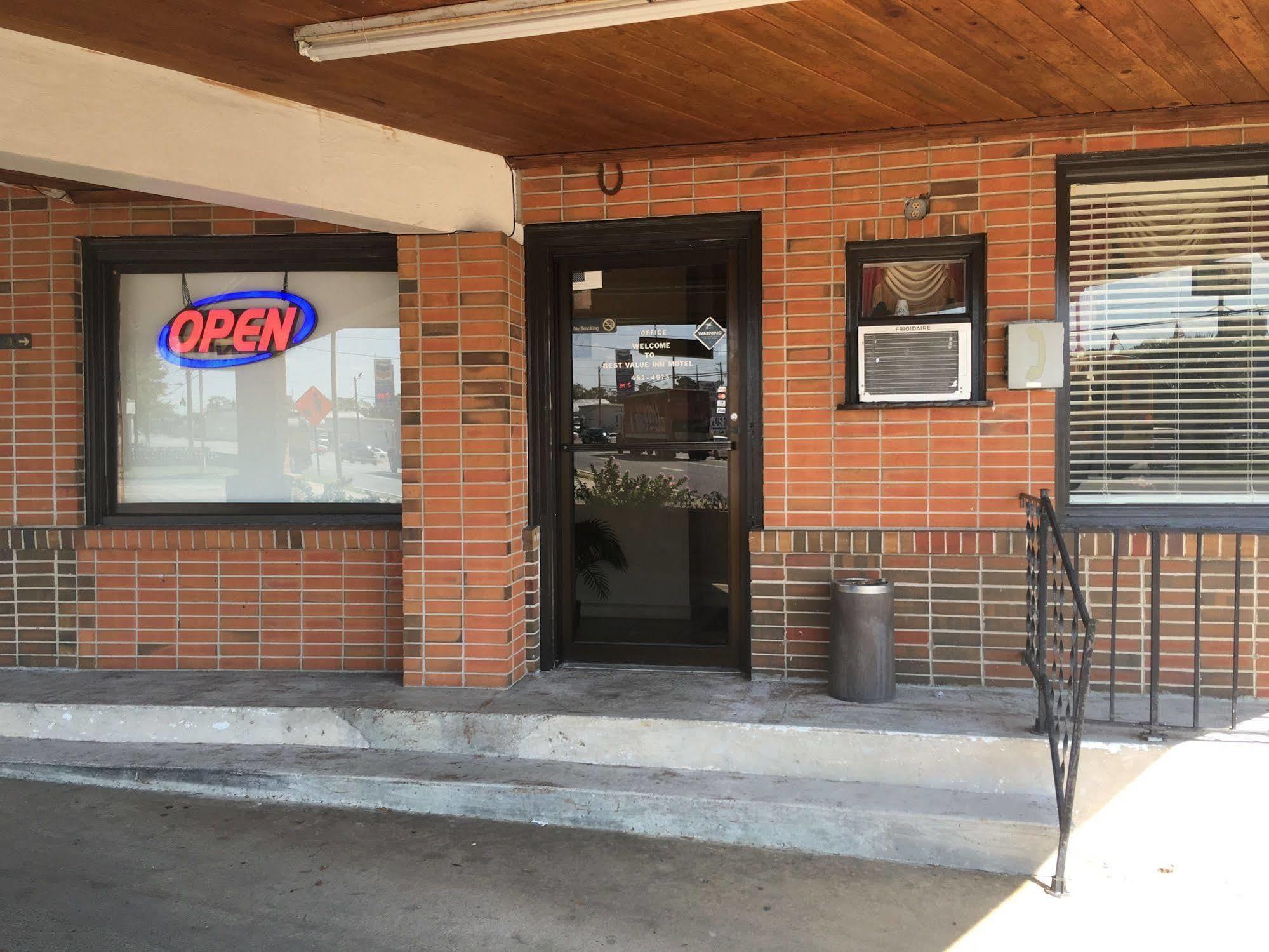 Best Value Inn Motel Sandusky マリアーナ エクステリア 写真
