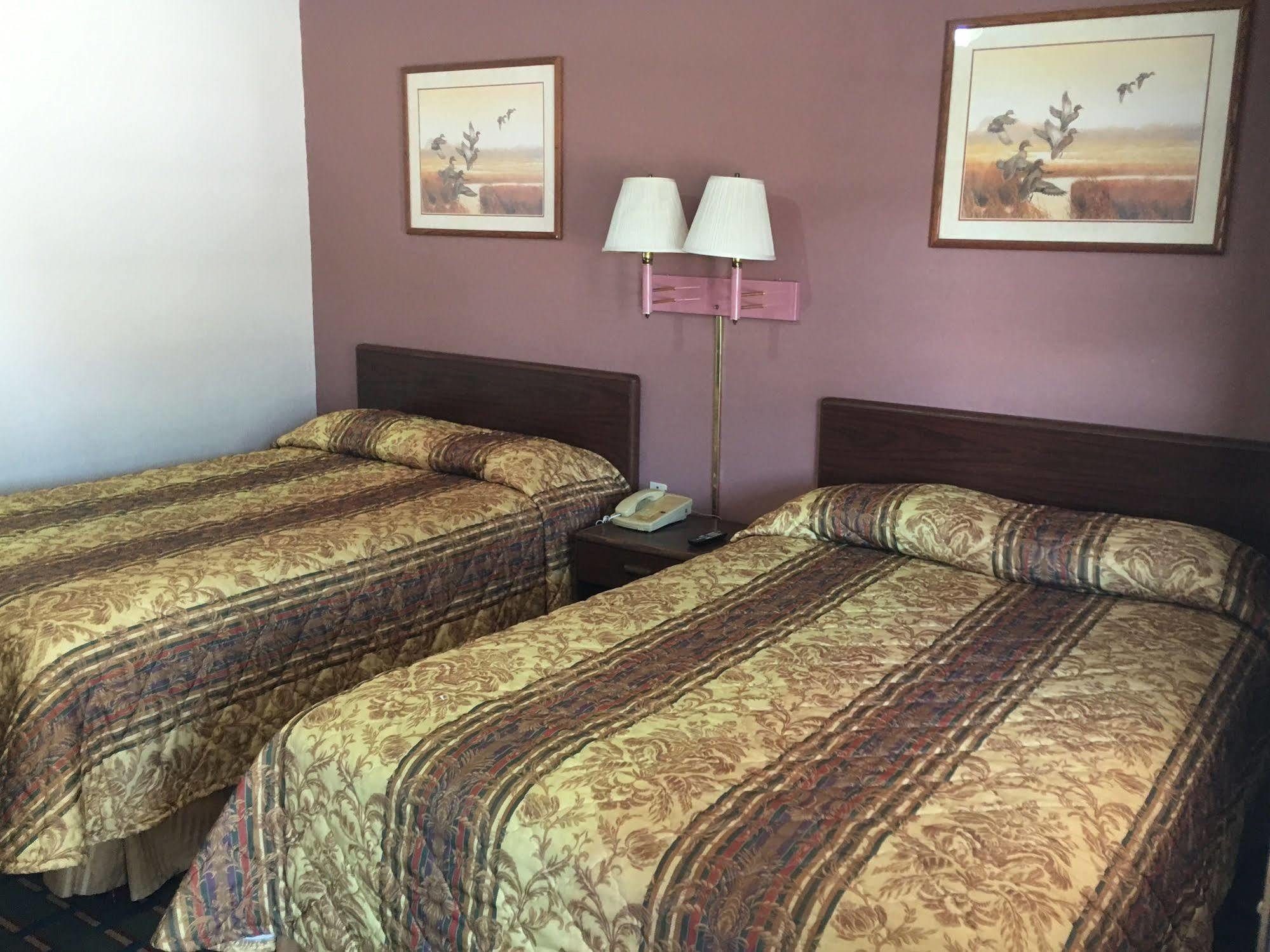 Best Value Inn Motel Sandusky マリアーナ エクステリア 写真