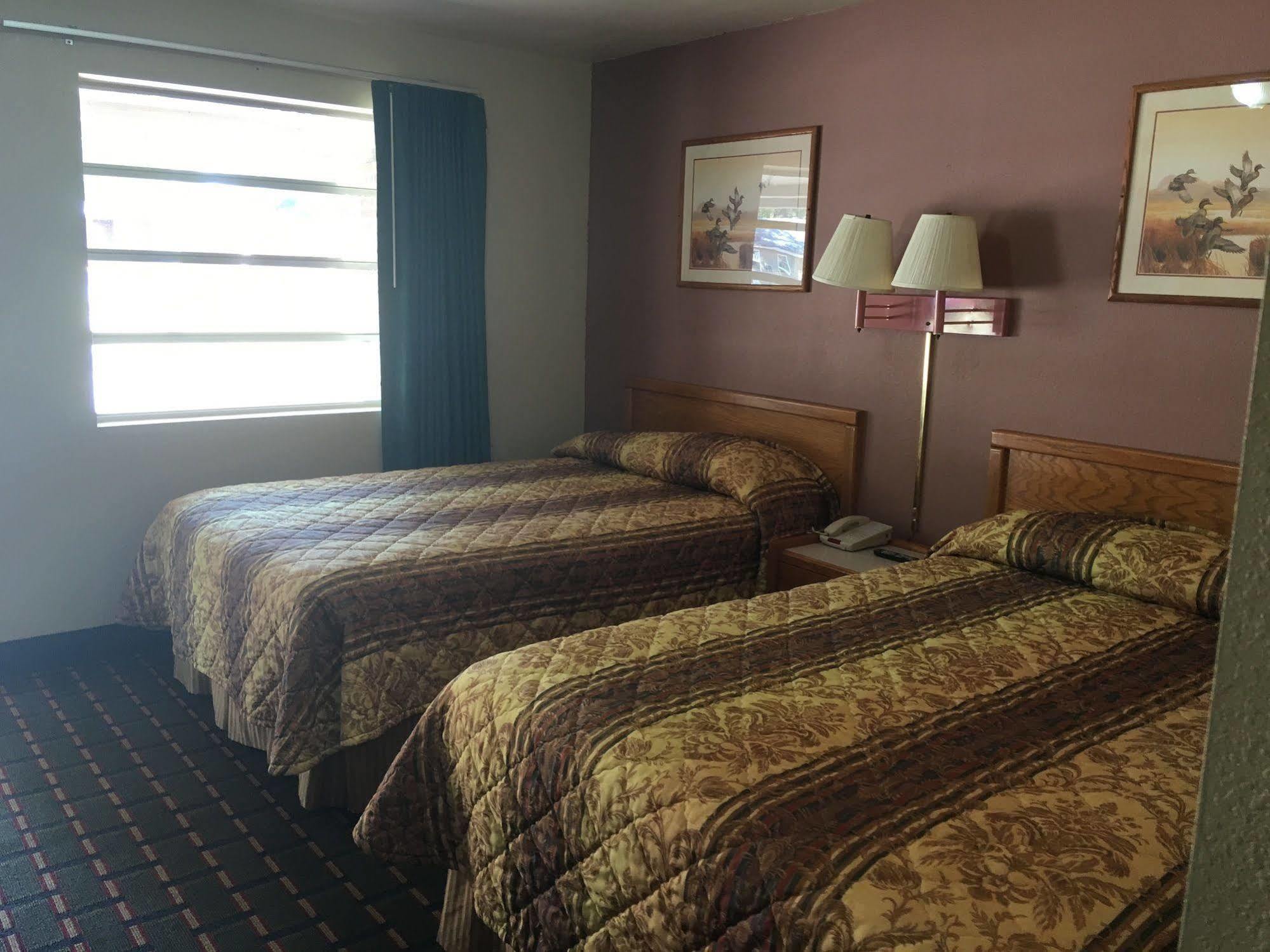 Best Value Inn Motel Sandusky マリアーナ エクステリア 写真